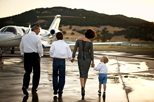 Rușii plătesc între 22.000 și 28.000 de euro pentru un loc într-un avion privat FOTO Shutterstock