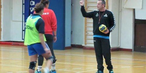 Bogdan Burcea în timpul unui antrenament cu echipa