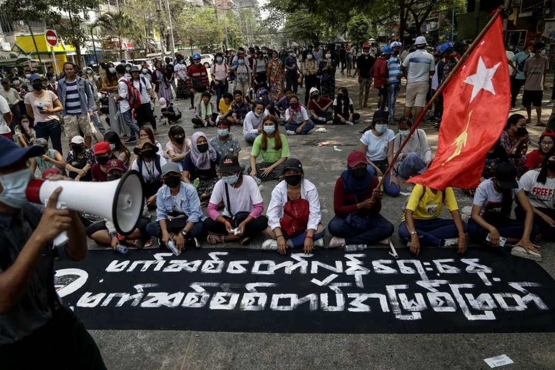 Prosteste împotriva juntei militare din Myanmar / FOTO EPA-EFE