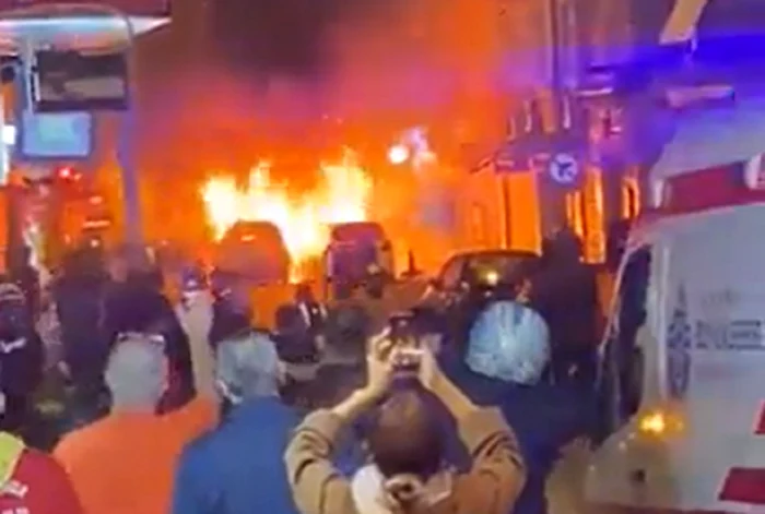 Autoritățile au izolat zona deflagrației. foto: captură Twitter