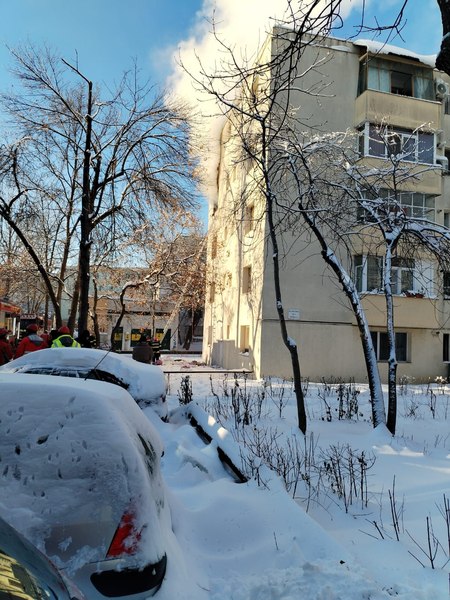 Filmul tragediei de la Iași. Detalii îngrozitoare după moartea bebelușului aruncat de la etaj în timpul unui incendiu: „Data viitoare te scot în sicriu”