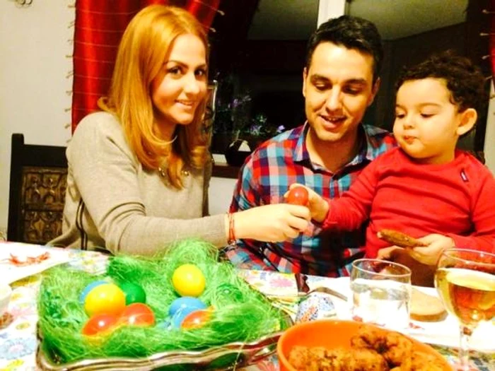 Cristi Brancu, Oana Turcu și Teddy fac tot felul de activități de familie