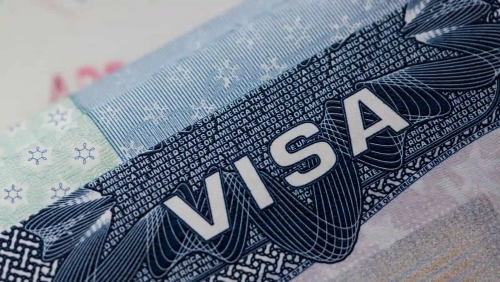 Intrarea României în Programul U.S. Visa Waiver: Un moment istoric