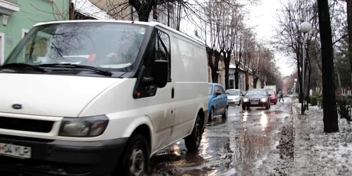 Vasile Luciaciu este una din străzile centrale cele mai afectate