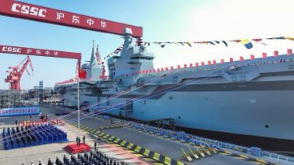 China dă semne că pregătește invazia Taiwanului. Beijingul construiește barje de debarcare ce vor fi gata în câteva luni