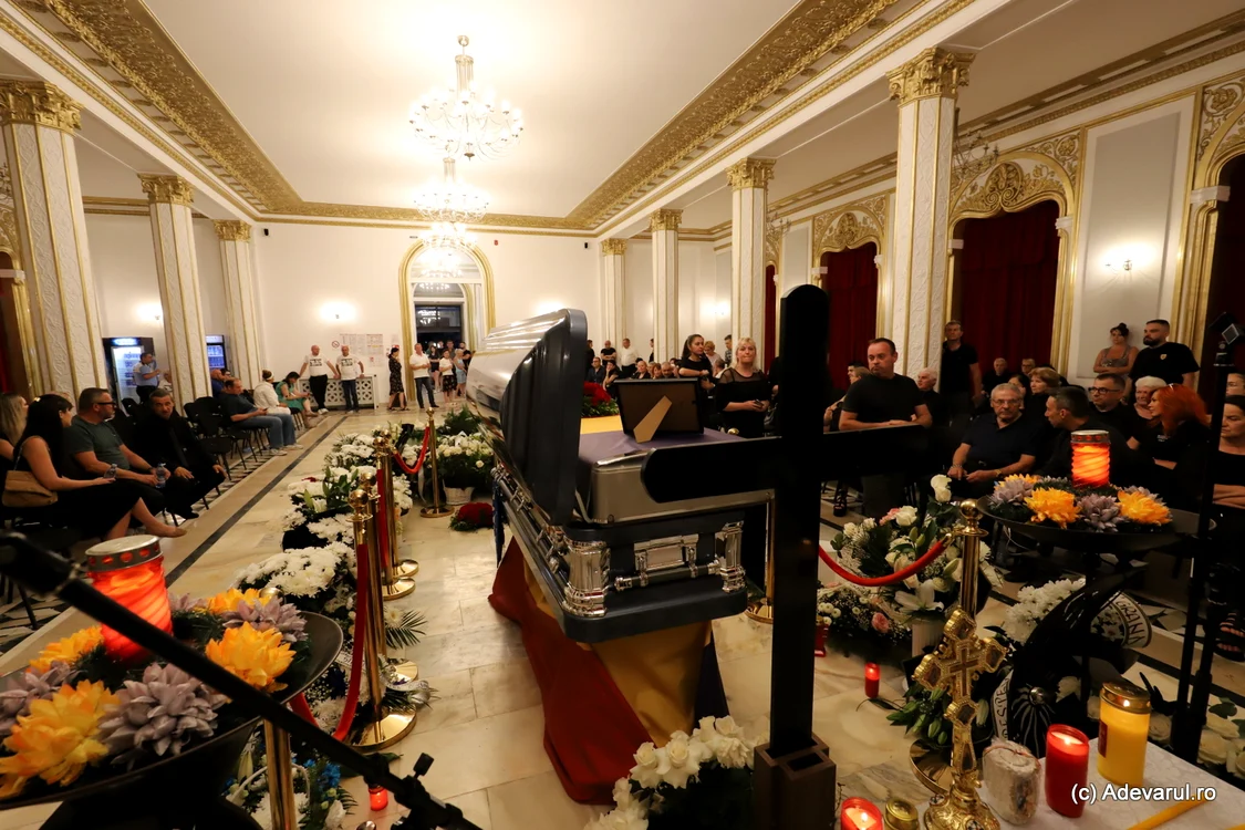 Priveghi la Mihai Leu. Foto: Daniel Guță. ADEVĂRUL