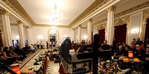 Priveghi Mihai Leu, în Hunedoara Foto Daniel Guță ADEVĂRUL (3) JPG