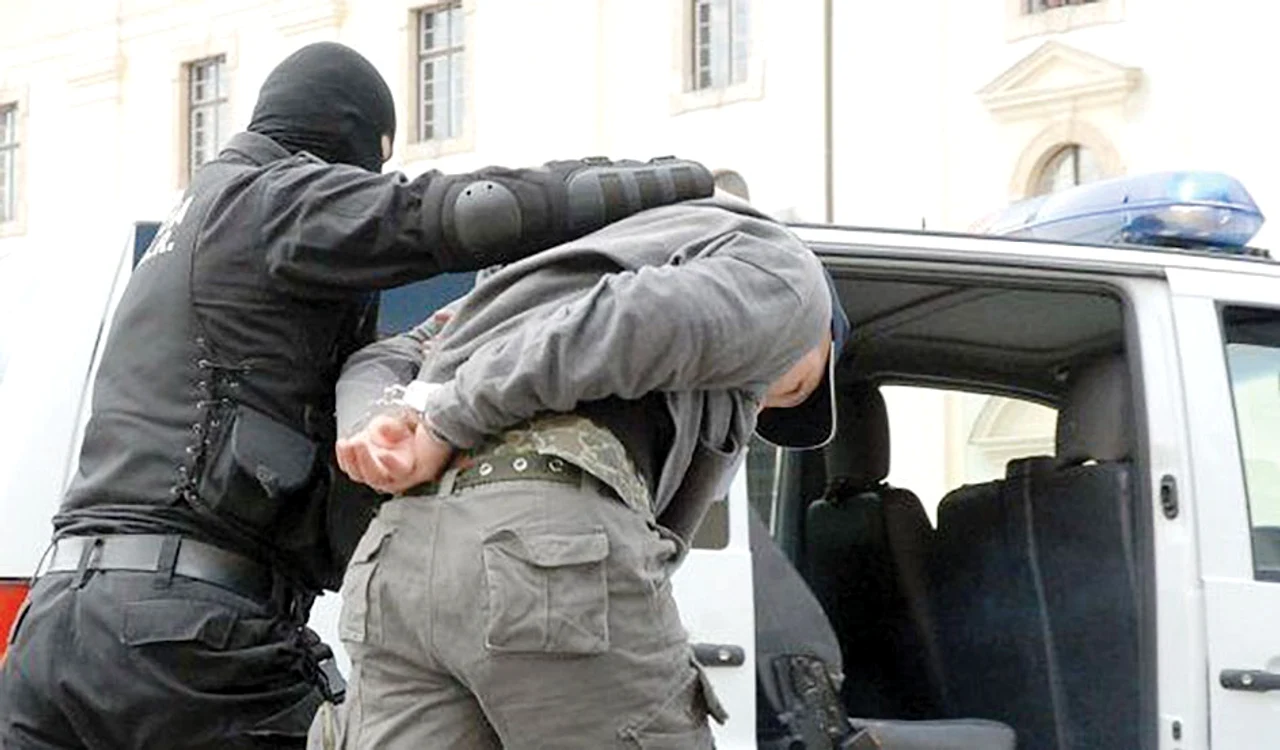 Stăpânul a fost săltat  de polițişti