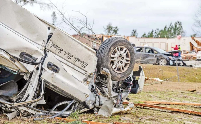 SUA. Peste 900 de locuinţe au fost distruse de vânturile nimicitoare care au lovit Kentucky, Alabama, Tennessee şi Mississippi