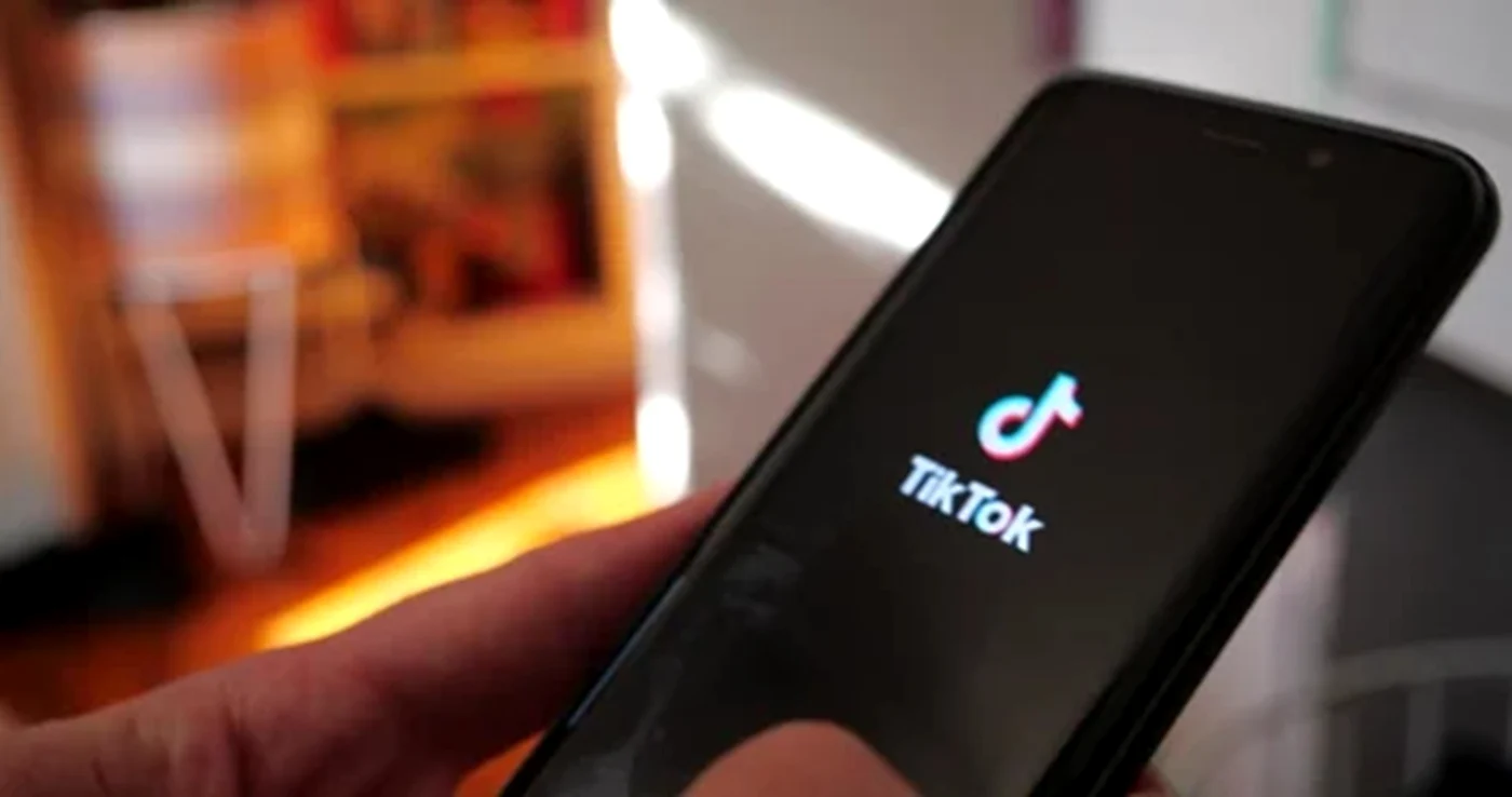TikTok, printre platformele vizate de măsuri. FOTO shutterstock