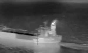 Serviciul de Securitate al Ucrainei (SBU) susține că a lovit, pentru prima dată, un petrolier aparținând flotei rusești în apele neutre ale Mării Mediterane FOTO captura video X