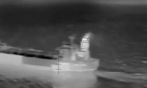 Serviciul de Securitate al Ucrainei (SBU) susține că a lovit, pentru prima dată, un petrolier aparținând flotei rusești în apele neutre ale Mării Mediterane FOTO captura video X