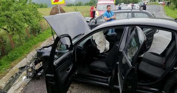 Accident. FOTO: ISU Hunedoara.
