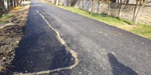 drum de mantuiala la cujmir mehedinti FOTO Corina Macavei 