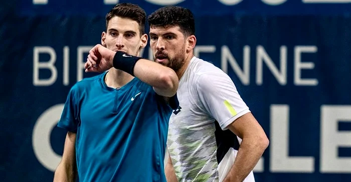 Victor Cornea și partenerul său înșiră victoriile în turneele challenger. Foto Facebook