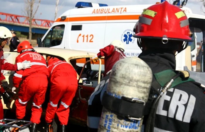 Pompierii buzoieni le vor arăta vizitatorilor cum se acționează în cazul dezastrelor