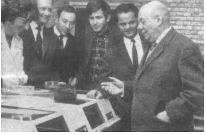 Grigore Moisil la Centrul de Calcul Bucuresti Volumul „A fost odată... Grigore Moisil“