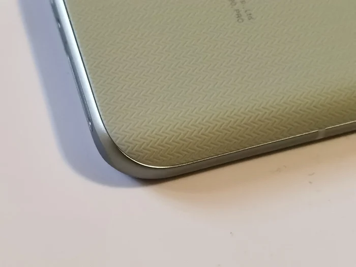 realme GT 2 Pro material spate