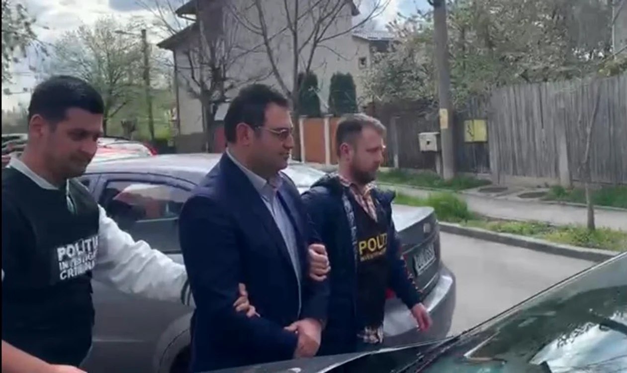 Medic din Craiova acuzat de ucideri, rămâne sub control judiciar