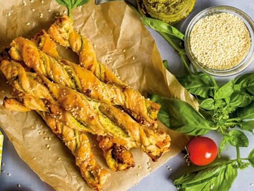 grisine de casa cu sos pesto jpg