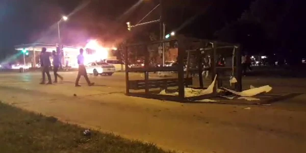 Proteste la Milwaukee dupa un politist a ucis un afroamerican FOTO RT