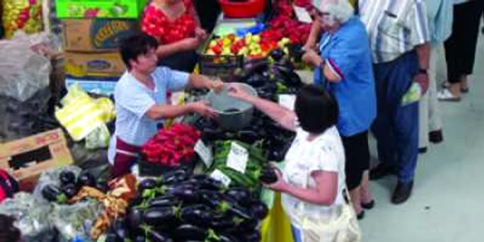 Hunedoara: Economie la borcanul de castraveţi muraţi