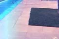 O piscină imensă a completat cadrul relaxat, dar elegant jpeg