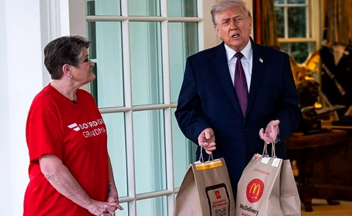 Donald Trump și Sharon Simmons Foto: captură video