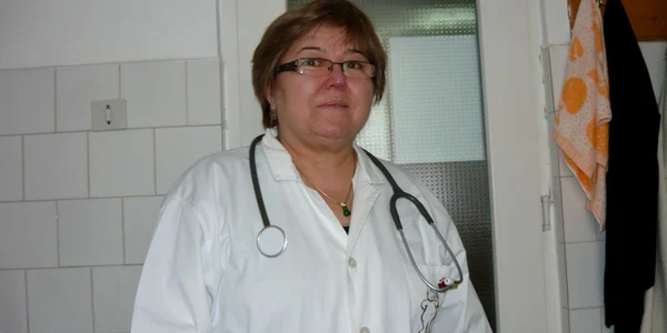 Doamna doctor Neviser Zaharcu