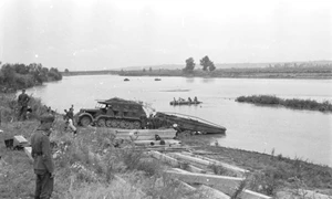 Bundesarchiv B 145 Bild F016198 0032, Rumänien, Brückenbau über den Pruth jpg