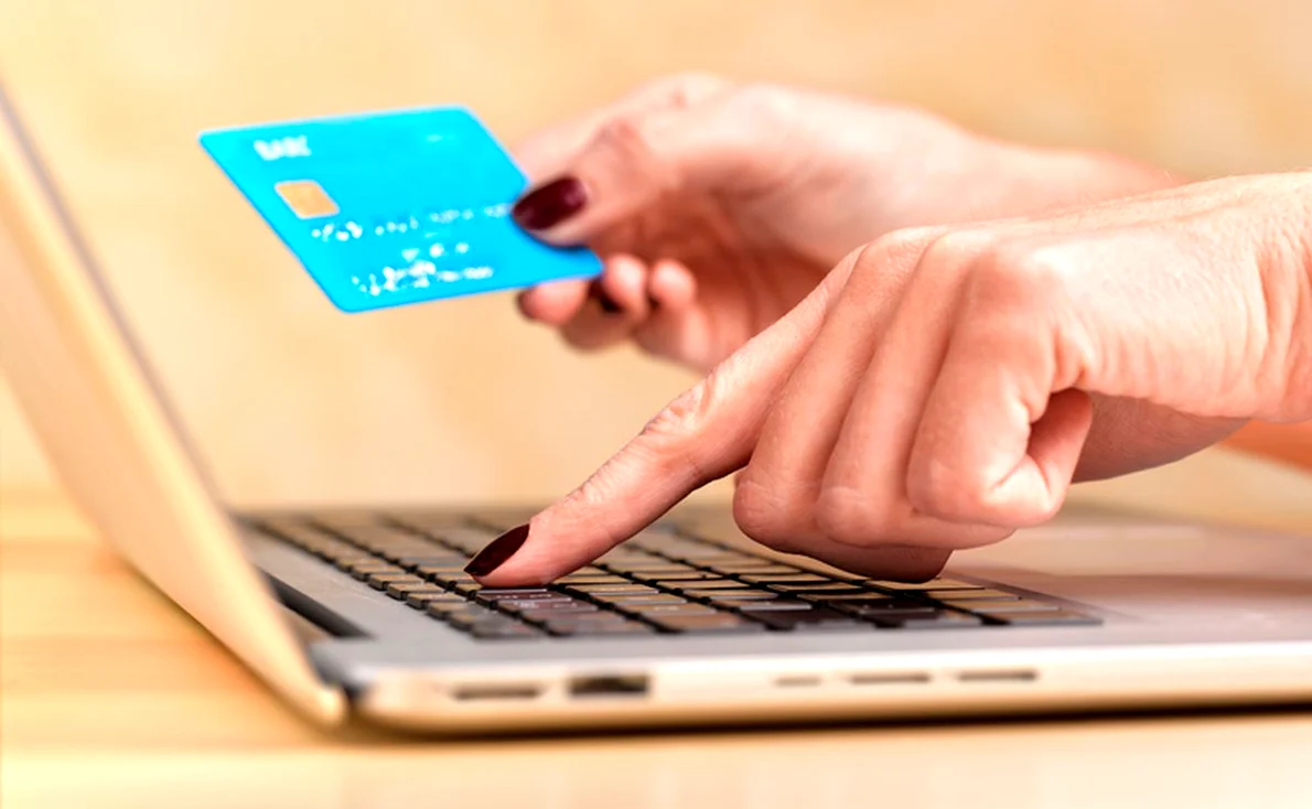 Dobândă, DAE, rată și cost total: cum compari corect opțiunile de creditare