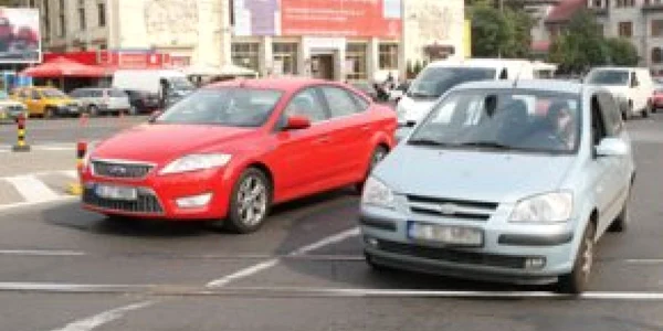 Dallas: Şoferi amendaţi pentru că nu vorbesc limba engleză