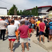 protest al lunguletu    foto FB bazinul legumicol lunguletu jpg