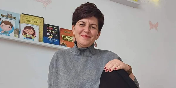 Lucia Mihai FOTO arhiva personala (1) jpg