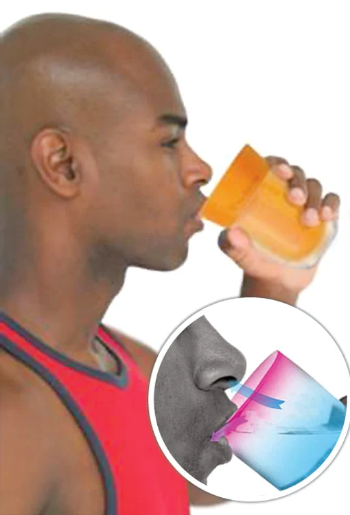 
    Aroma şi mirosul  paharului  te fac să-ţi  plouă în gură  