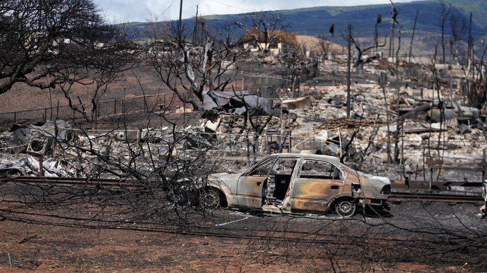 Turiștii își continuă vacanțele în Hawaii, stârnind furia localnicilor după incendiile devastatoare. „Ești învățat să îi urăști”
