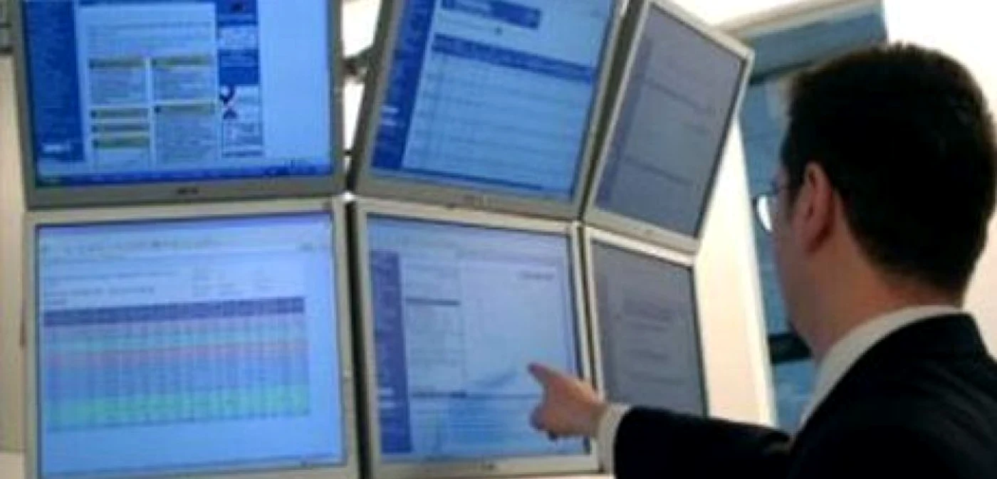 Unele mărfuri au fluctuaţii mult mai ample decât acţiunile companiilor listate la bursă