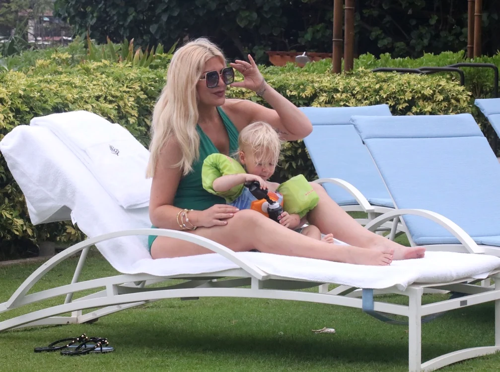 5 tori spelling dean mcdermott vacanta tandrete in hawaii 5 jpg jpeg
