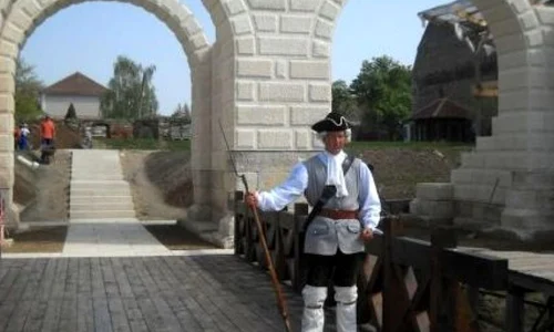 Poarta castrului roman din Alba Iulia a fost restaurată jpeg