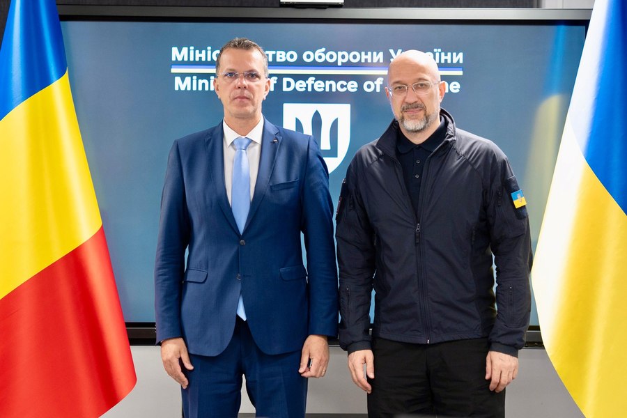 Ministrul Apărării din Ucraina: România a trimis până acum 22 de pachete cu ajutoare militare. Urmează încă unul