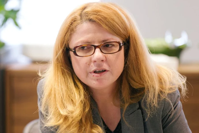 „Arta nu e un moft!” – interviu cu Corina VASILE, director de comunicare, Raiffeisen Bank jpeg