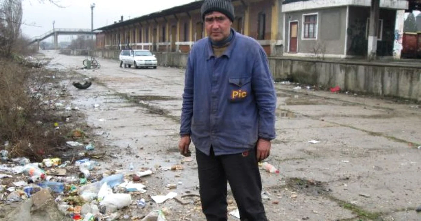 Hoţul de fier a fost prins după ce a furat cuplele unor vagoane staţionate