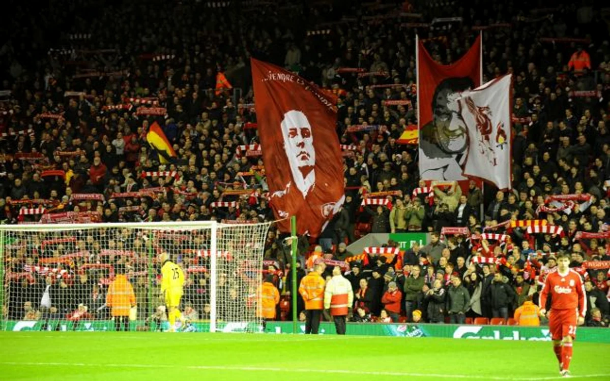 Fanii „cormoranilor” au creat mereu pe „Anfield Road” o atmosferă unică