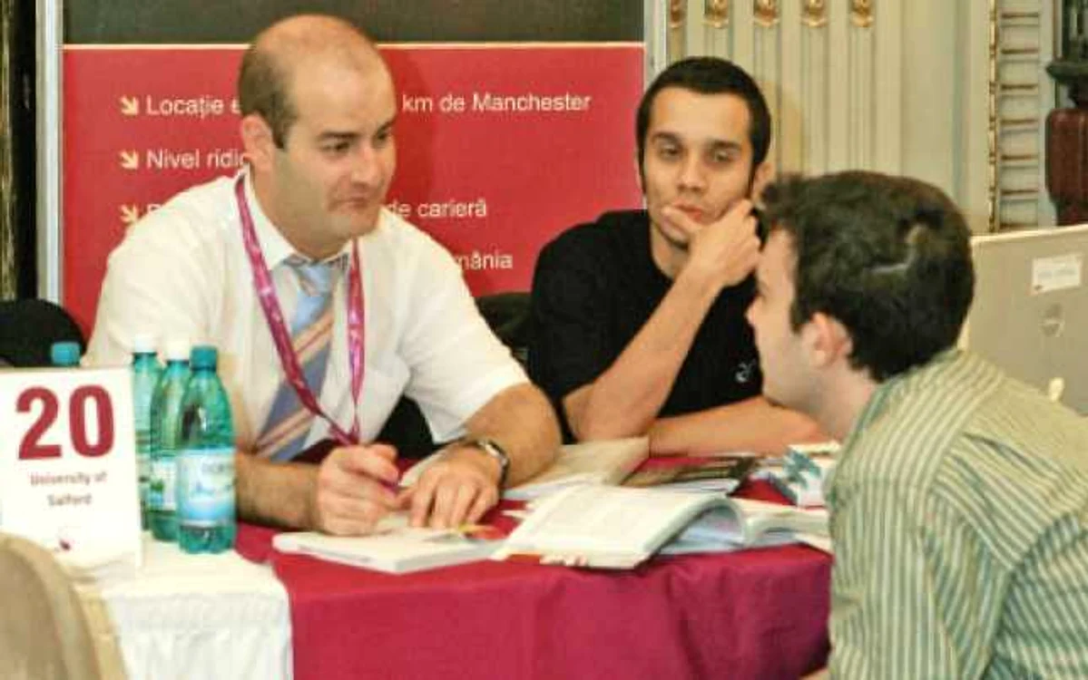 Tinerii s-au prezentat în număr mare la World MBA Tour   
