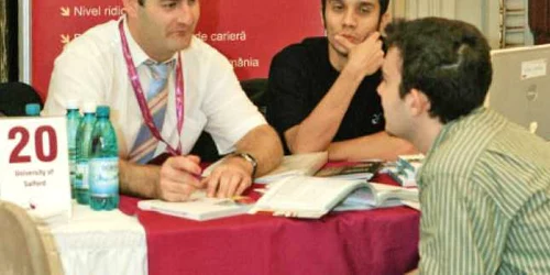 Tinerii s-au prezentat în număr mare la World MBA Tour