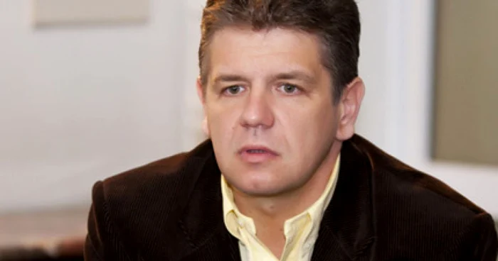 Claudiu Maior intră în legătură cu cetăţenii