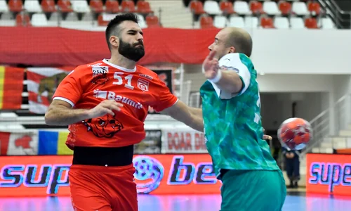 humet javier DINAMO BUCURESTI FUCHSE BERLIN, LIGA EUROPEANA EHF (8 12 2020) jpg