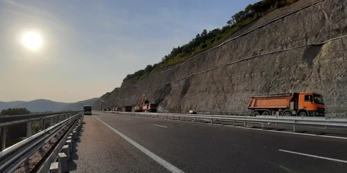 autostrada dealul liliecilor foto daniel guta adevarul