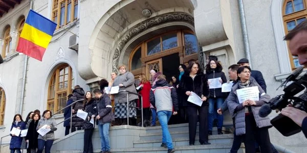 procurori iasi