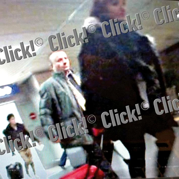 Amorezii nu au dorit să fie văzuţi împreună şi  au mers unul în spatele  celuilalt, în aeroportul  din Milano